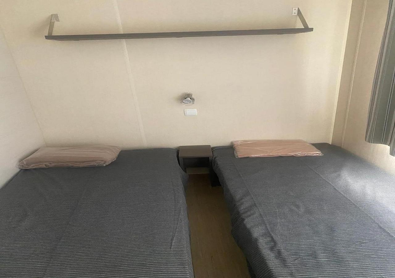 La Roque D'Antheron - Mobile-Home - 6 Pers - 3 Ch - Piscine 외부 사진